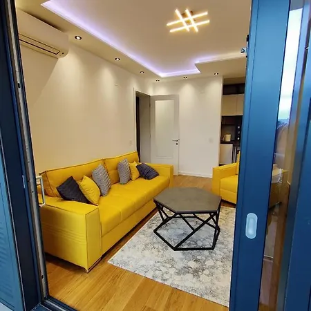 Apartment Yellow Submarine